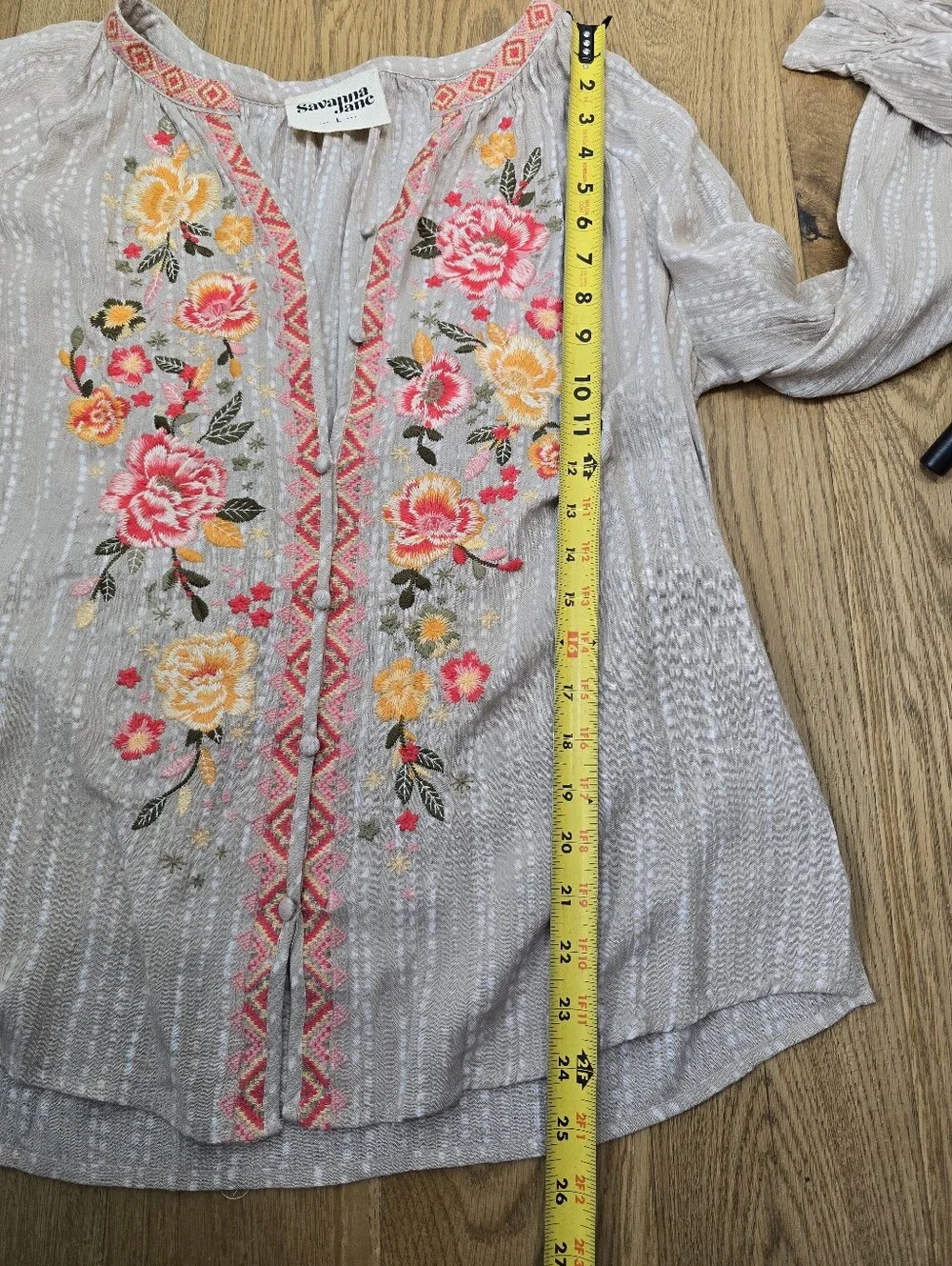 Savanna Jane Tan Embroidered Floral Peasant Top Size Large